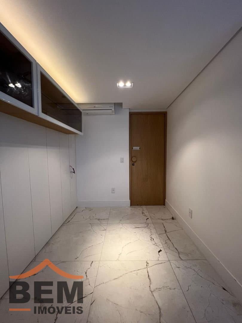 Apartamento para Venda com 4 quartos e 141m² no bairro Centro, em Itajaí