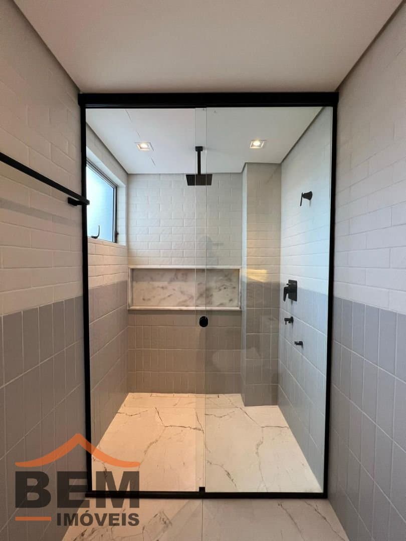 Apartamento para Venda com 4 quartos e 141m² no bairro Centro, em Itajaí