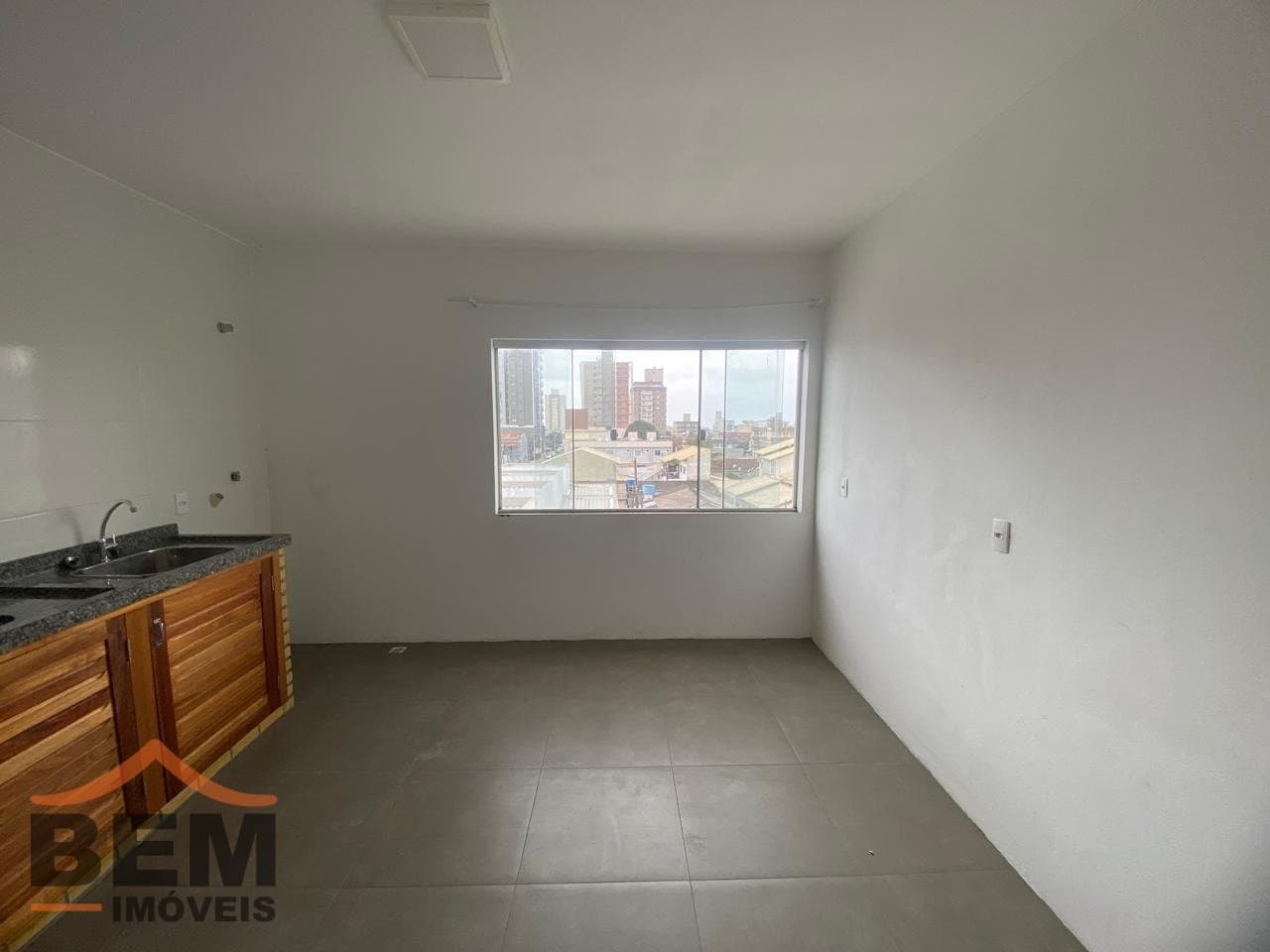 Apartamento para Locação com 1 quarto e 37m² no bairro Centro, em Navegantes