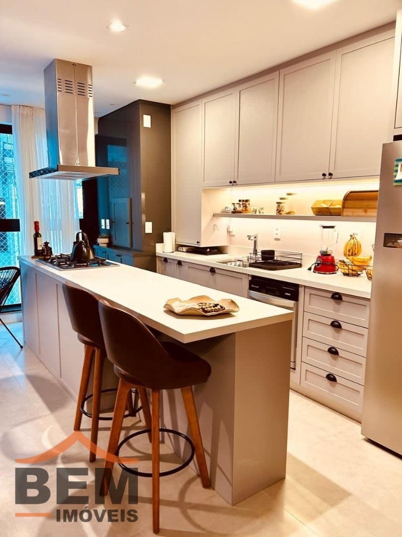 Apartamento para Venda com 3 quartos e 93m² no bairro Fazenda, em Itajaí