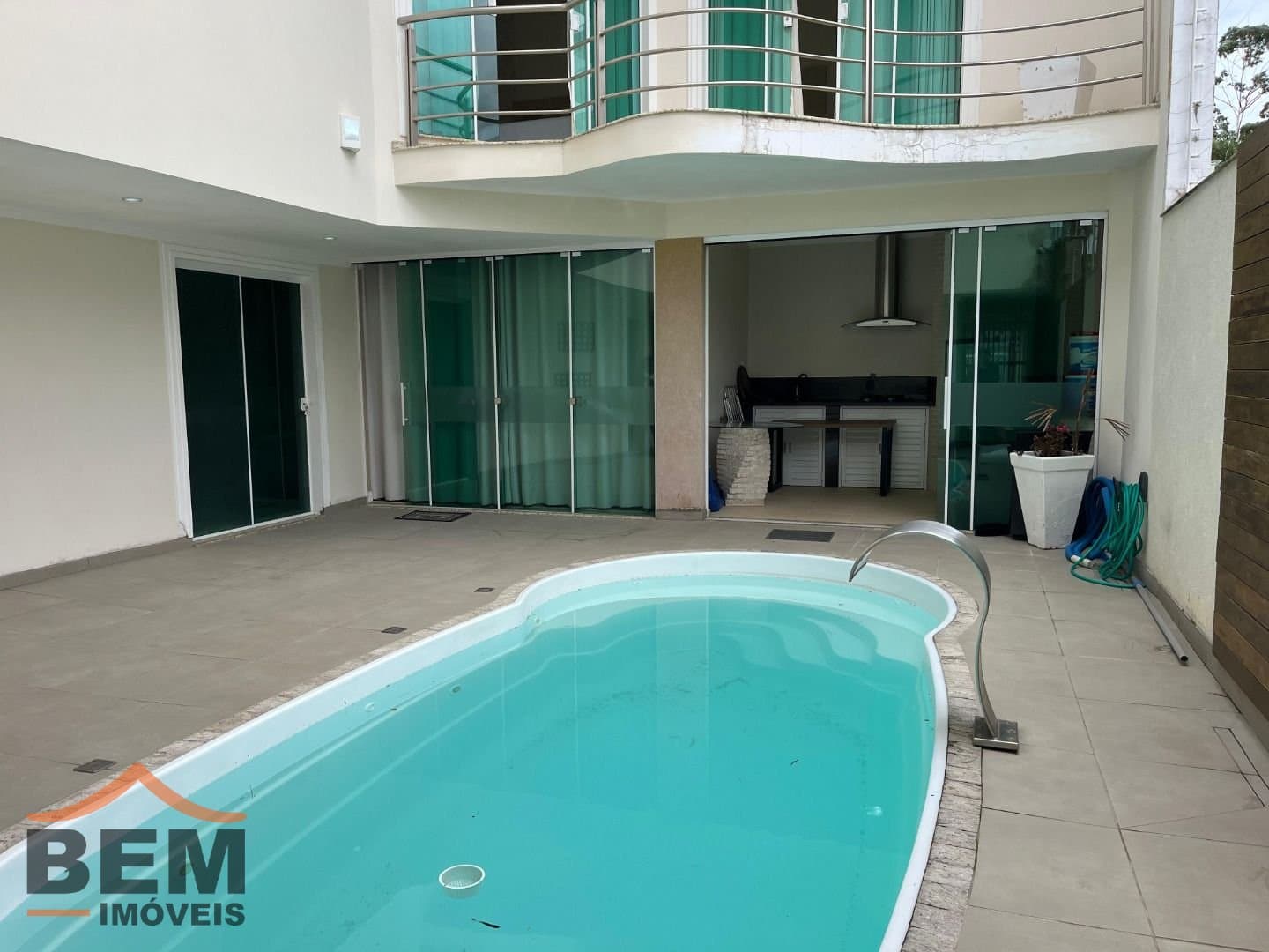 Casa para Venda com 3 quartos e 380m² no bairro Ressacada, em Itajaí