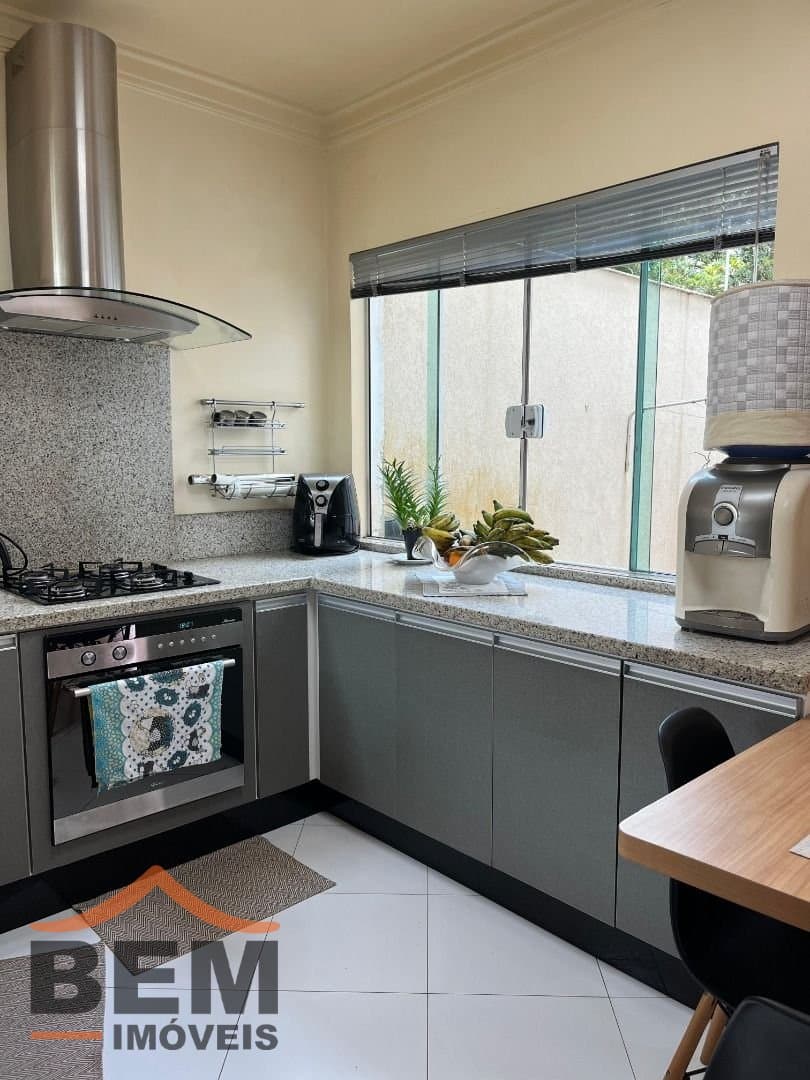 Casa para Venda com 3 quartos e 380m² no bairro Ressacada, em Itajaí