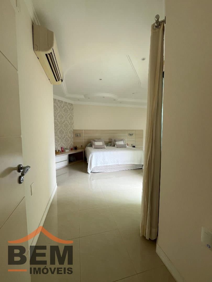 Casa para Venda com 3 quartos e 380m² no bairro Ressacada, em Itajaí