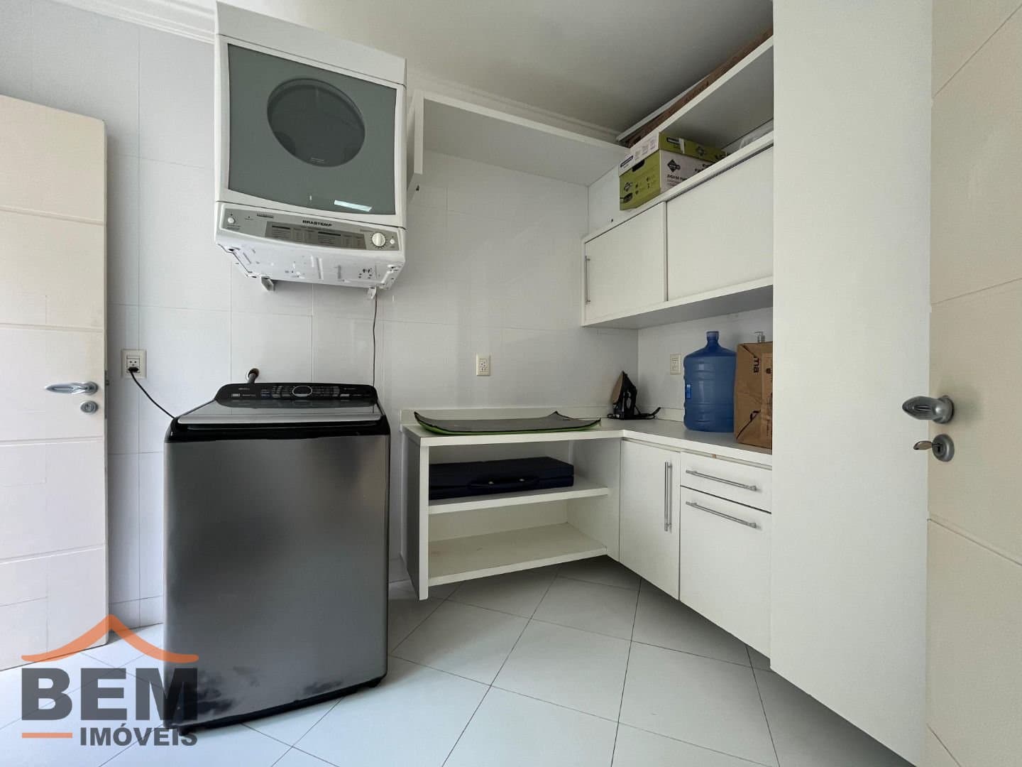 Casa para Venda com 3 quartos e 380m² no bairro Ressacada, em Itajaí