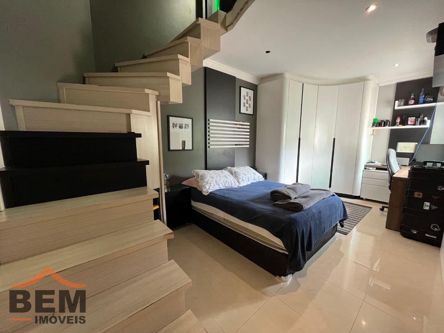 Casa para Venda com 3 quartos e 380m² no bairro Ressacada, em Itajaí