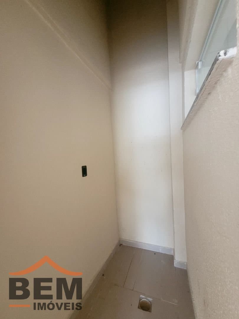 Salas/Conjuntos para Locação com 20m² no bairro Centro, em Navegantes