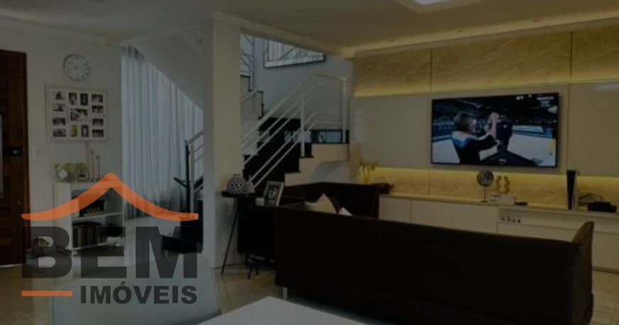 Casa para Venda com 3 quartos e 180m² no bairro São João, em Itajaí