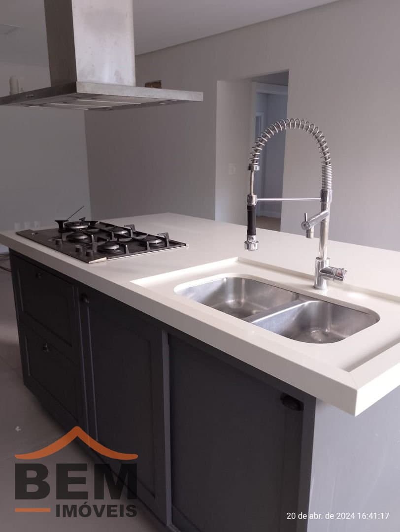 Apartamento para Venda com 2 quartos e 80m² no bairro Cabeçudas, em Itajaí