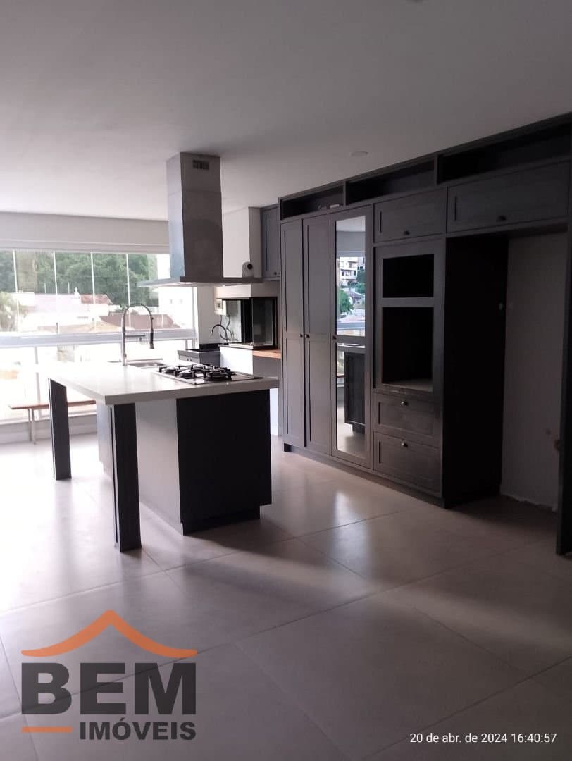 Apartamento para Venda com 2 quartos e 80m² no bairro Cabeçudas, em Itajaí