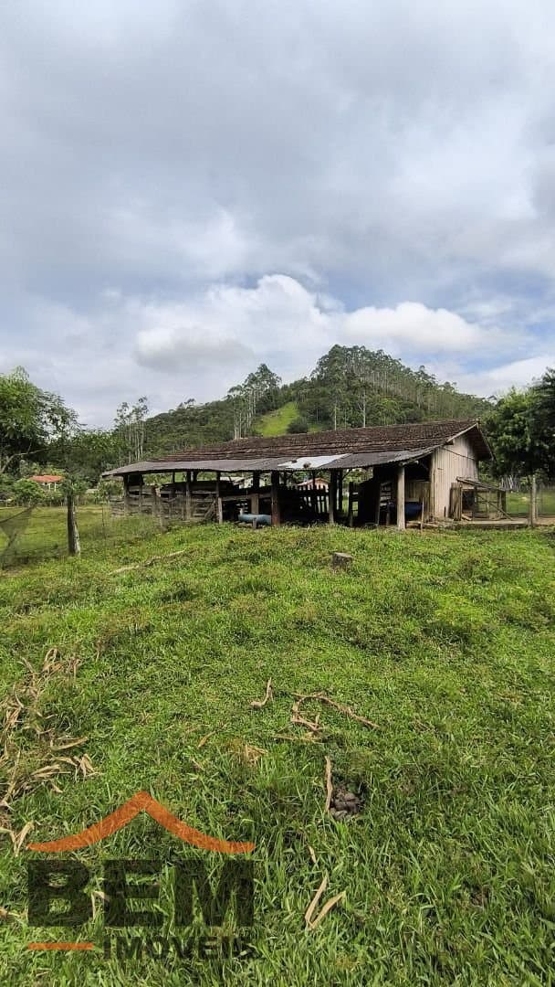 Sítio para Venda com 3 quartos no bairro Brilhante II, em Itajaí