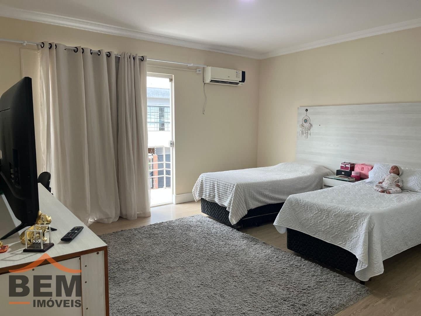 Casa para Venda com 3 quartos e 400m² no bairro São João, em Itajaí