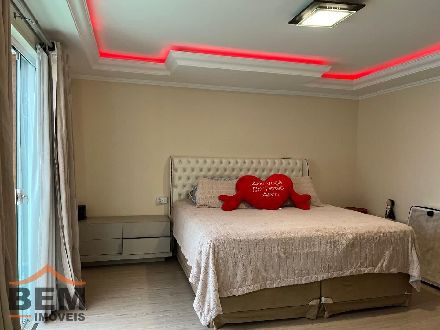 Casa para Venda com 3 quartos e 400m² no bairro São João, em Itajaí