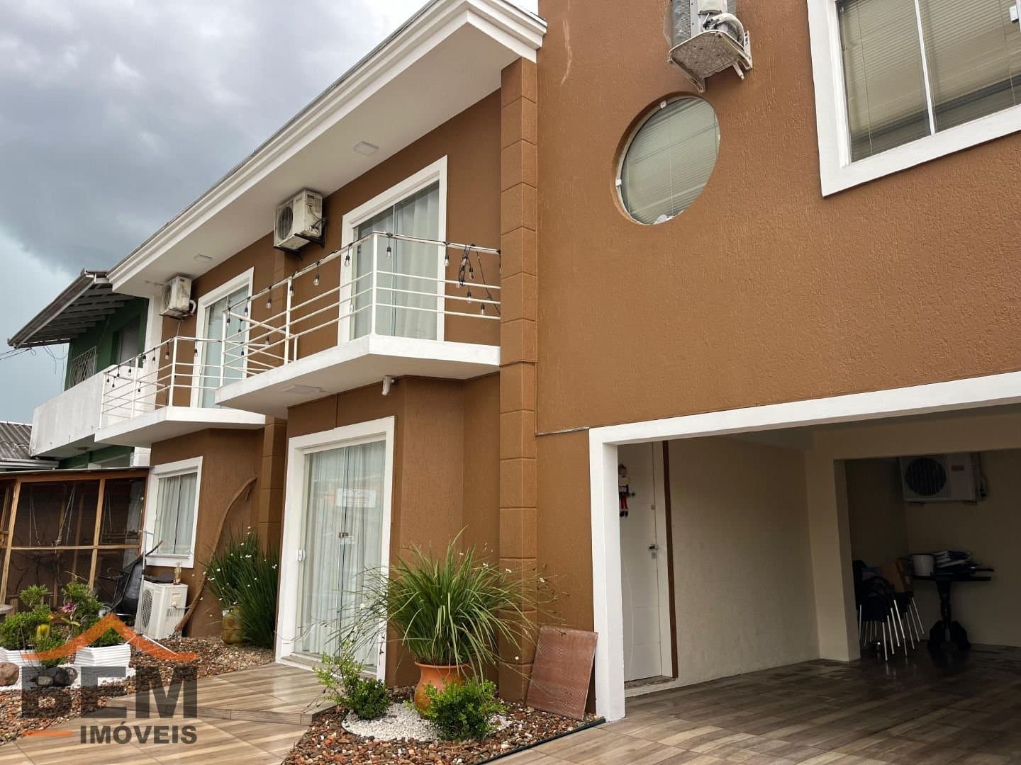Casa para Venda com 3 quartos e 400m² no bairro São João, em Itajaí