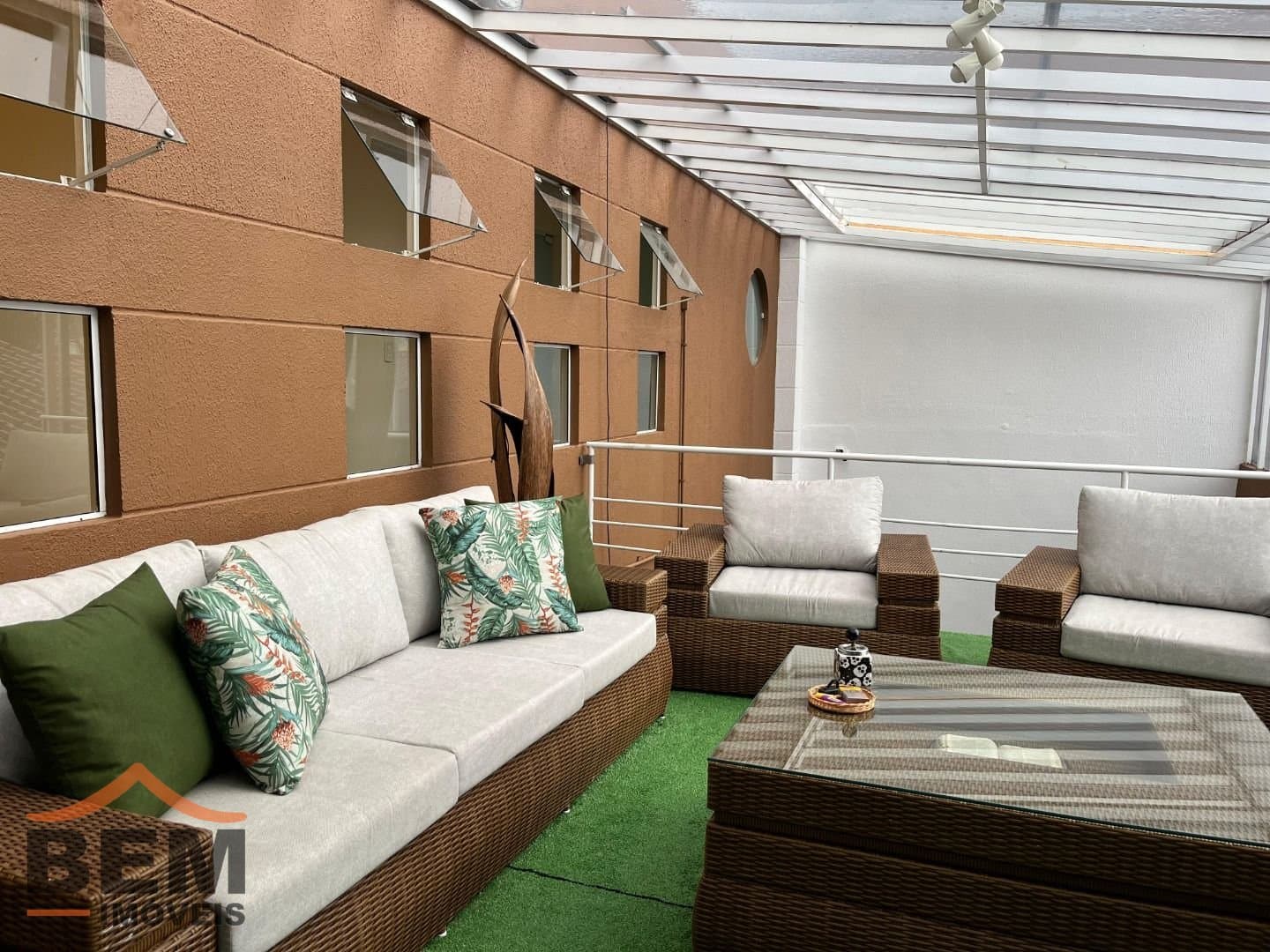 Casa para Venda com 3 quartos e 400m² no bairro São João, em Itajaí