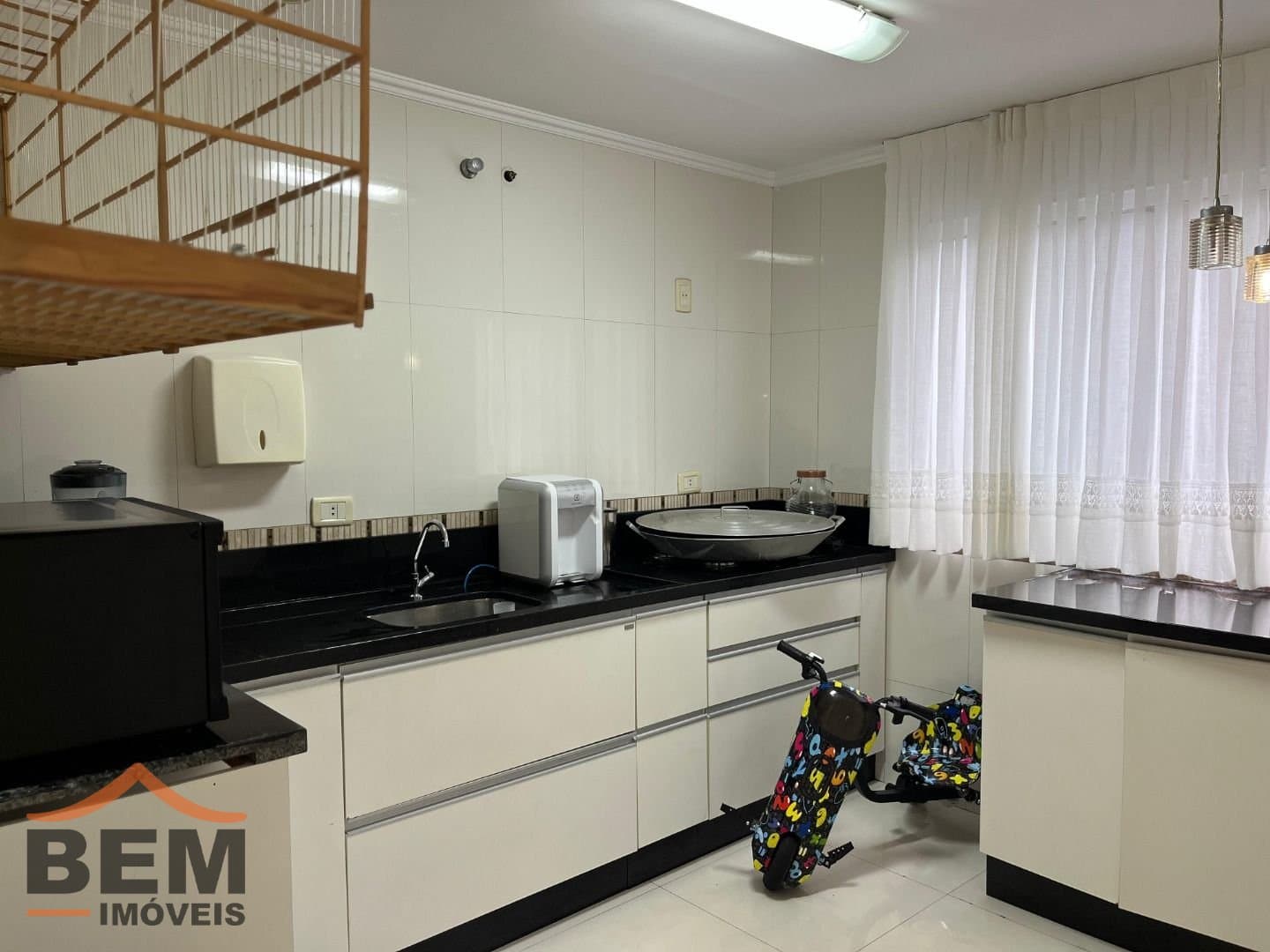 Casa para Venda com 3 quartos e 400m² no bairro São João, em Itajaí