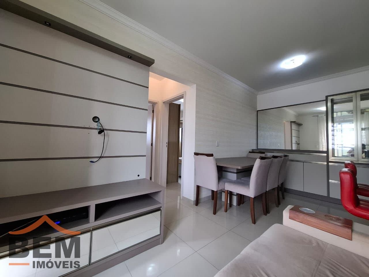 Apartamento para Locação com 2 quartos e 51m² no bairro Cordeiros, em Itajaí