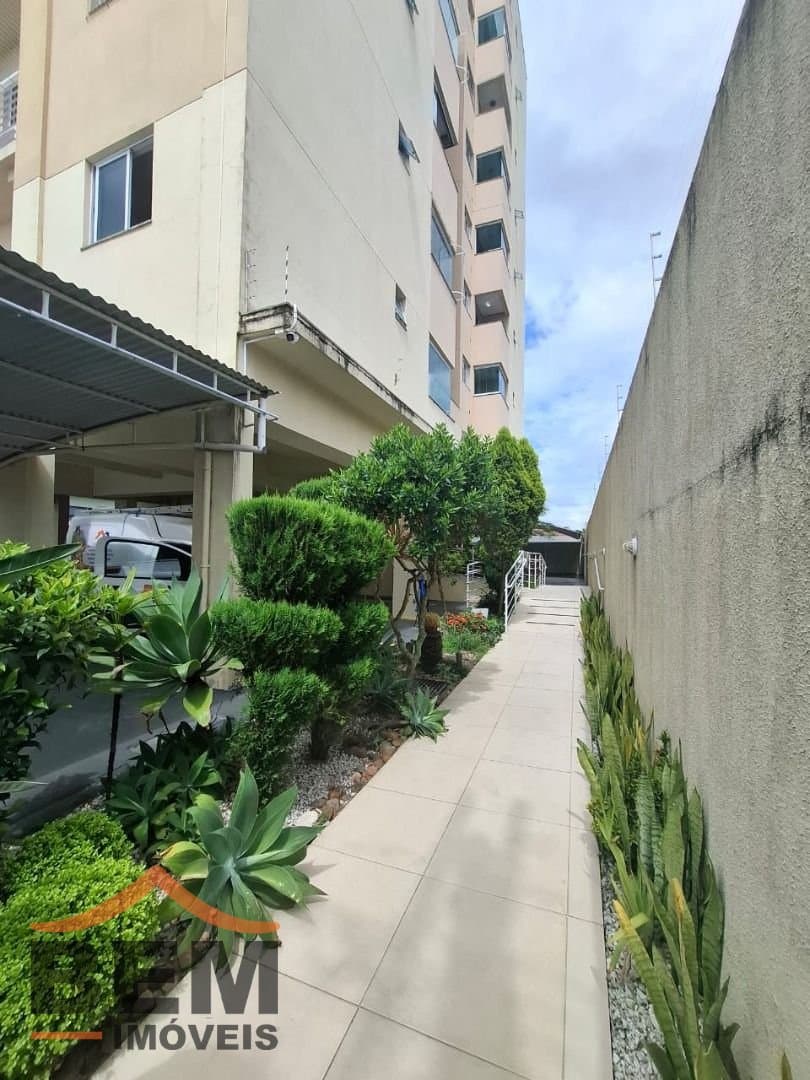 Apartamento para Locação com 2 quartos e 51m² no bairro Cordeiros, em Itajaí