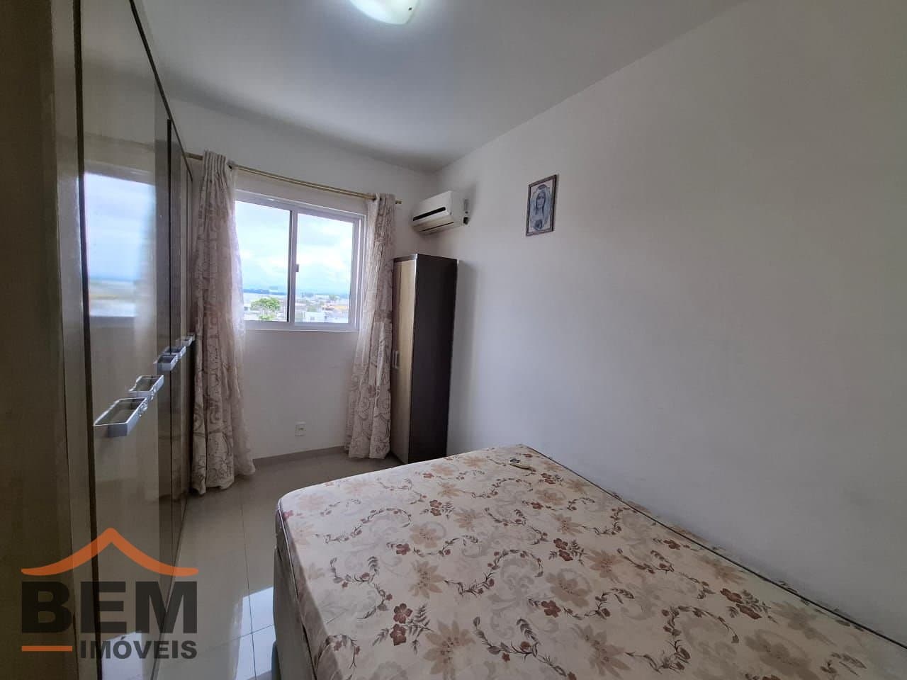 Apartamento para Locação com 2 quartos e 51m² no bairro Cordeiros, em Itajaí
