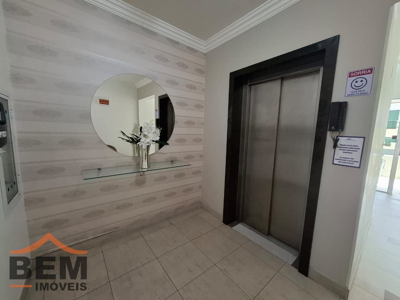 Apartamento para Locação com 2 quartos e 51m² no bairro Cordeiros, em Itajaí