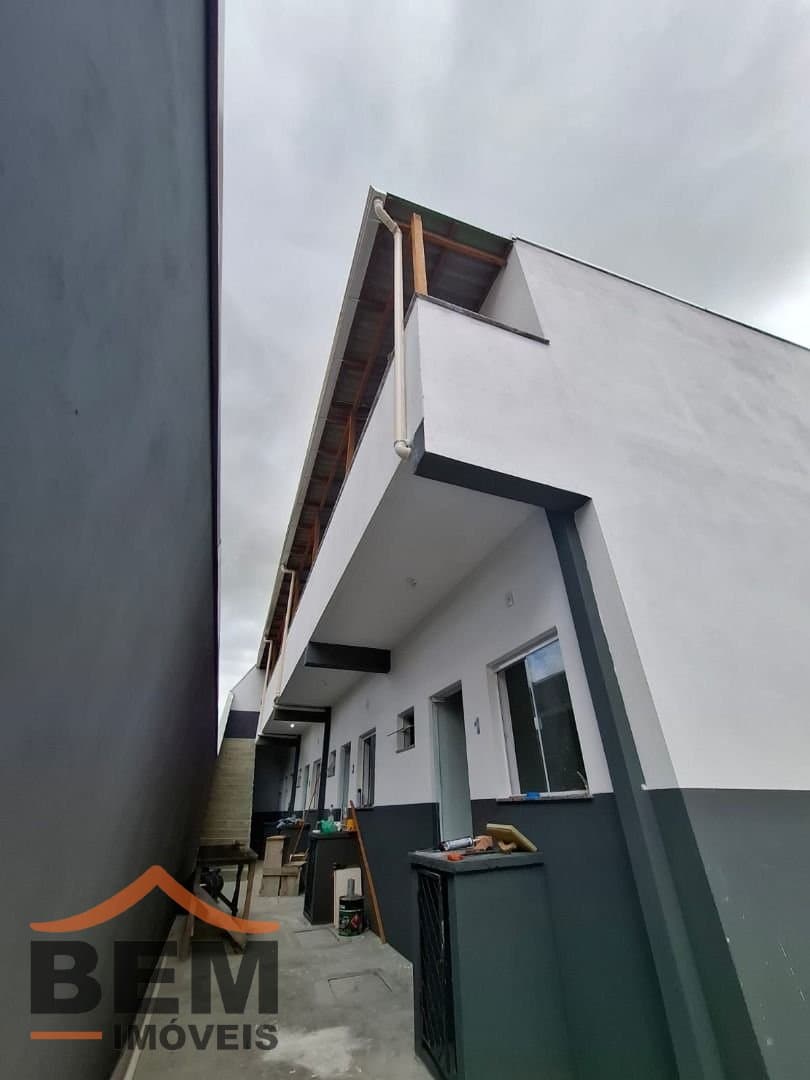Apartamento para Locação com 2 quartos e 40m² no bairro Santa Regina, em Itajaí