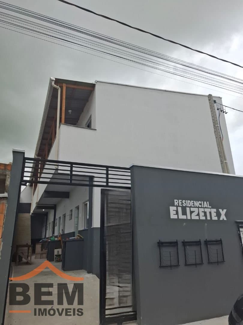 Apartamento para Locação com 2 quartos e 40m² no bairro Santa Regina, em Itajaí
