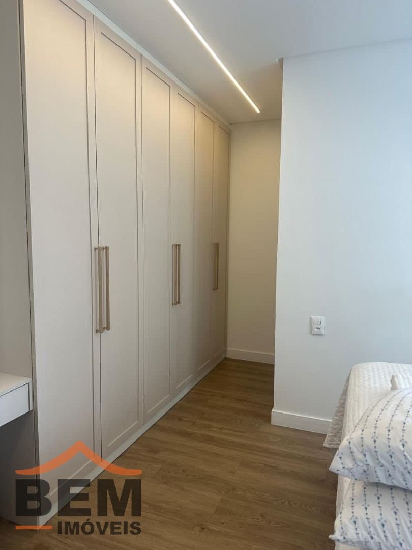 Apartamento para Venda com 3 quartos e 85m² no bairro Vila Operária, em Itajaí: 09 - DORMITÓRIO SUÍTE