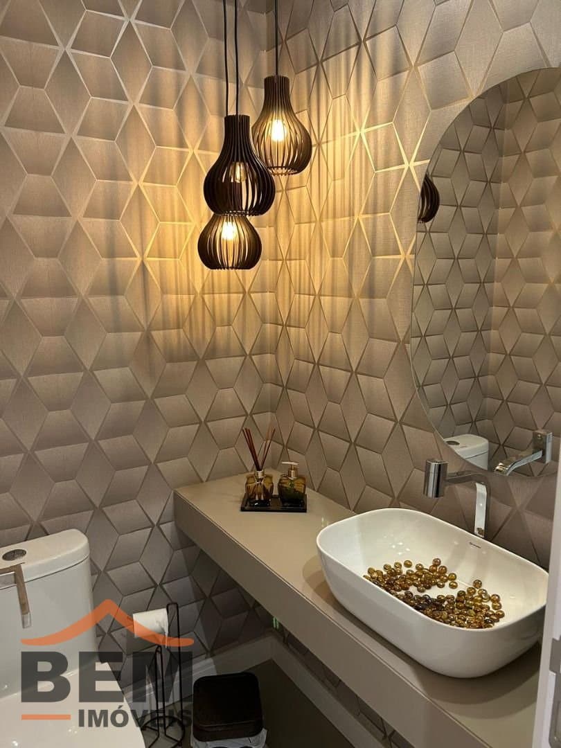 Apartamento para Venda com 3 quartos e 135m² no bairro Centro, em Balneário Piçarras