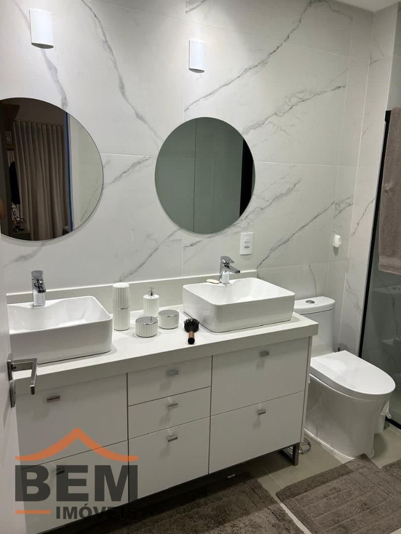 Apartamento para Venda com 3 quartos e 135m² no bairro Centro, em Balneário Piçarras