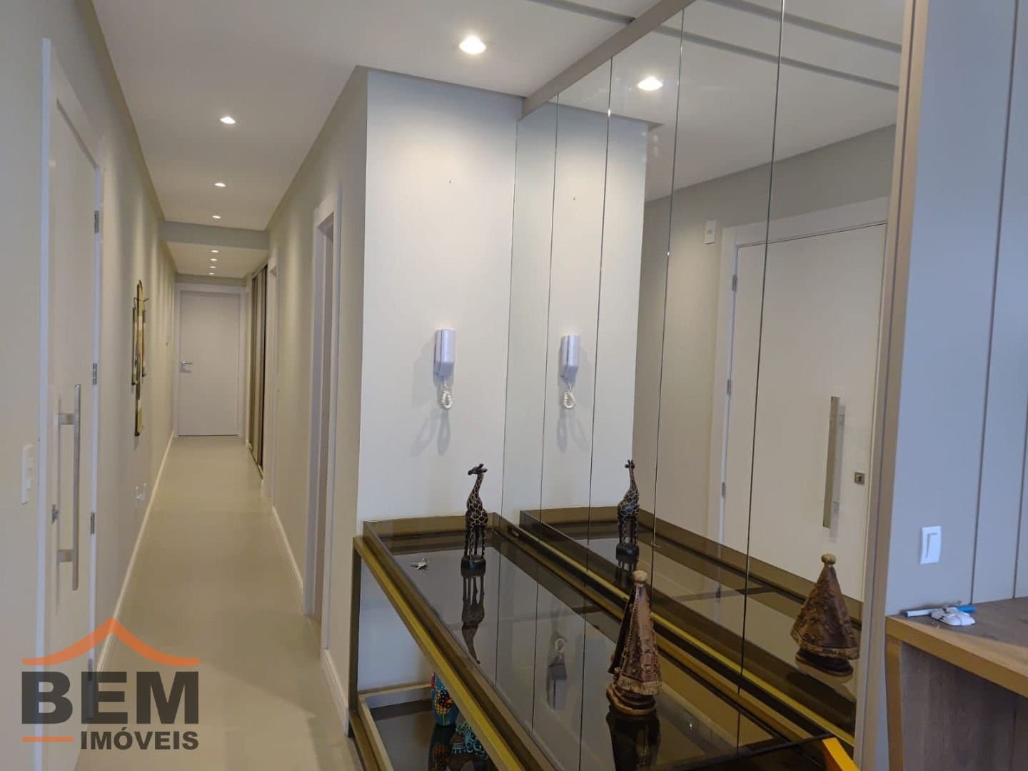 Apartamento para Venda com 3 quartos e 135m² no bairro Centro, em Balneário Piçarras