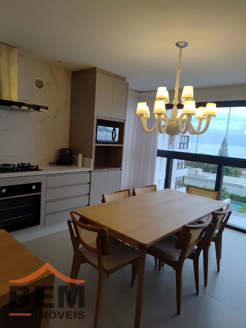 Apartamento para Venda com 3 quartos e 135m² no bairro Centro, em Balneário Piçarras