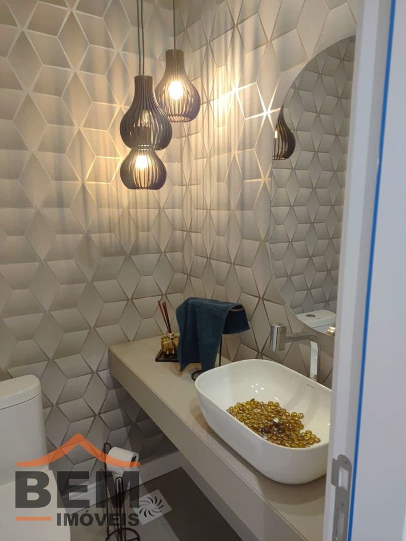 Apartamento para Venda com 3 quartos e 135m² no bairro Centro, em Balneário Piçarras