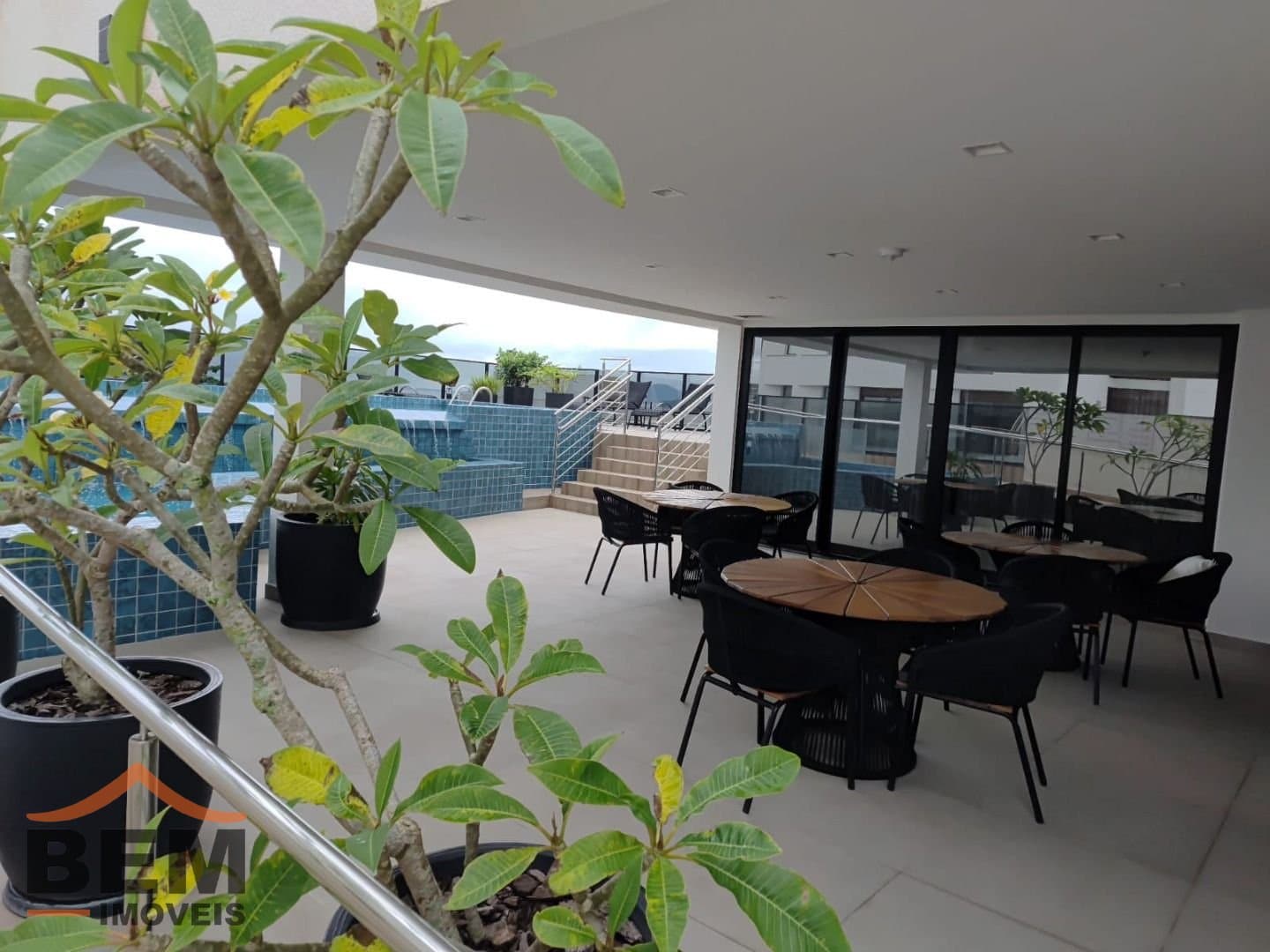 Apartamento para Venda com 3 quartos e 135m² no bairro Centro, em Balneário Piçarras