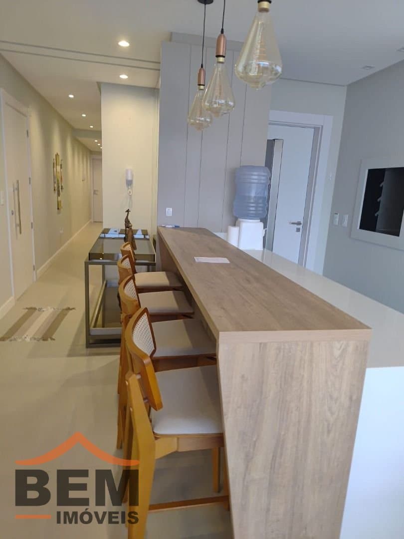 Apartamento para Venda com 3 quartos e 135m² no bairro Centro, em Balneário Piçarras