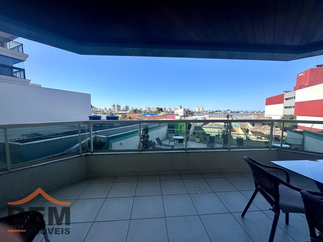 Apartamento para Venda com 4 quartos e 255m² no bairro Centro, em Itajaí