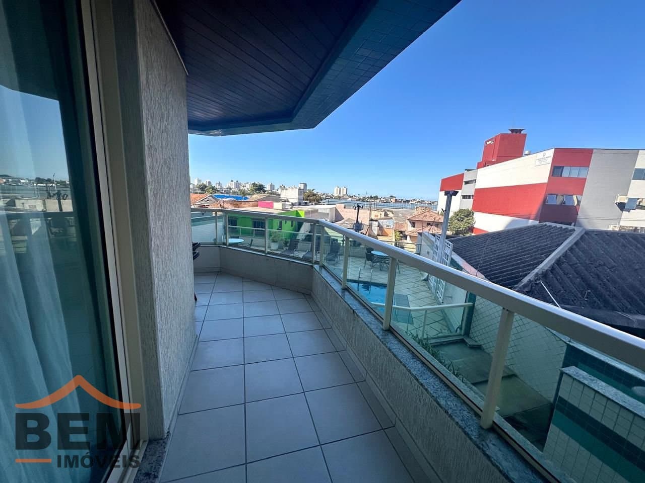 Apartamento para Venda com 4 quartos e 255m² no bairro Centro, em Itajaí