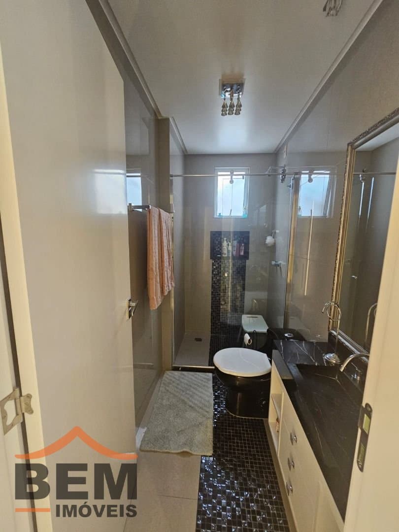Apartamento para Venda com 3 quartos e 322m² no bairro Vila Operária, em Itajaí