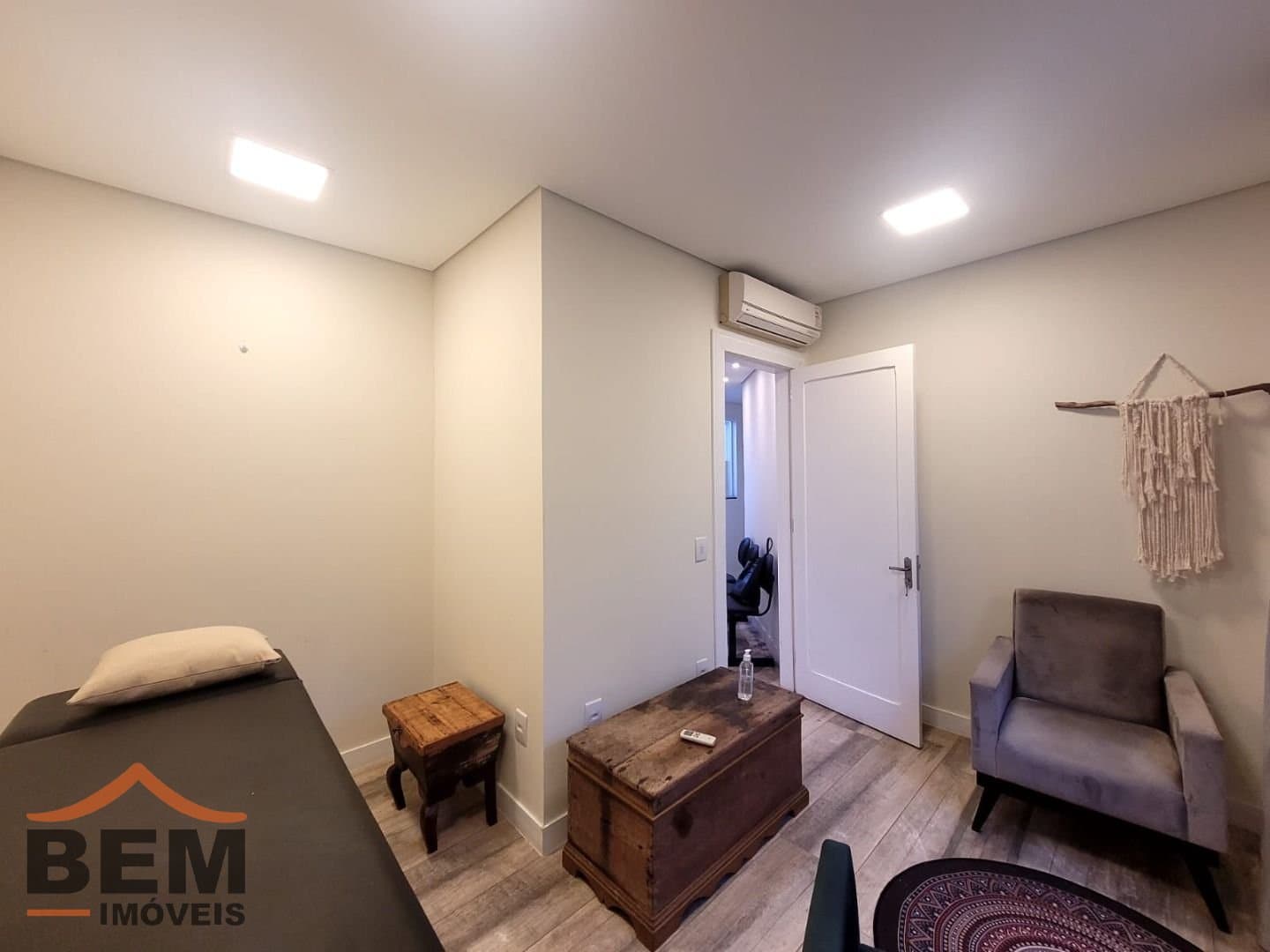 Salas/Conjuntos para Locação com 50m² no bairro Centro, em Itajaí