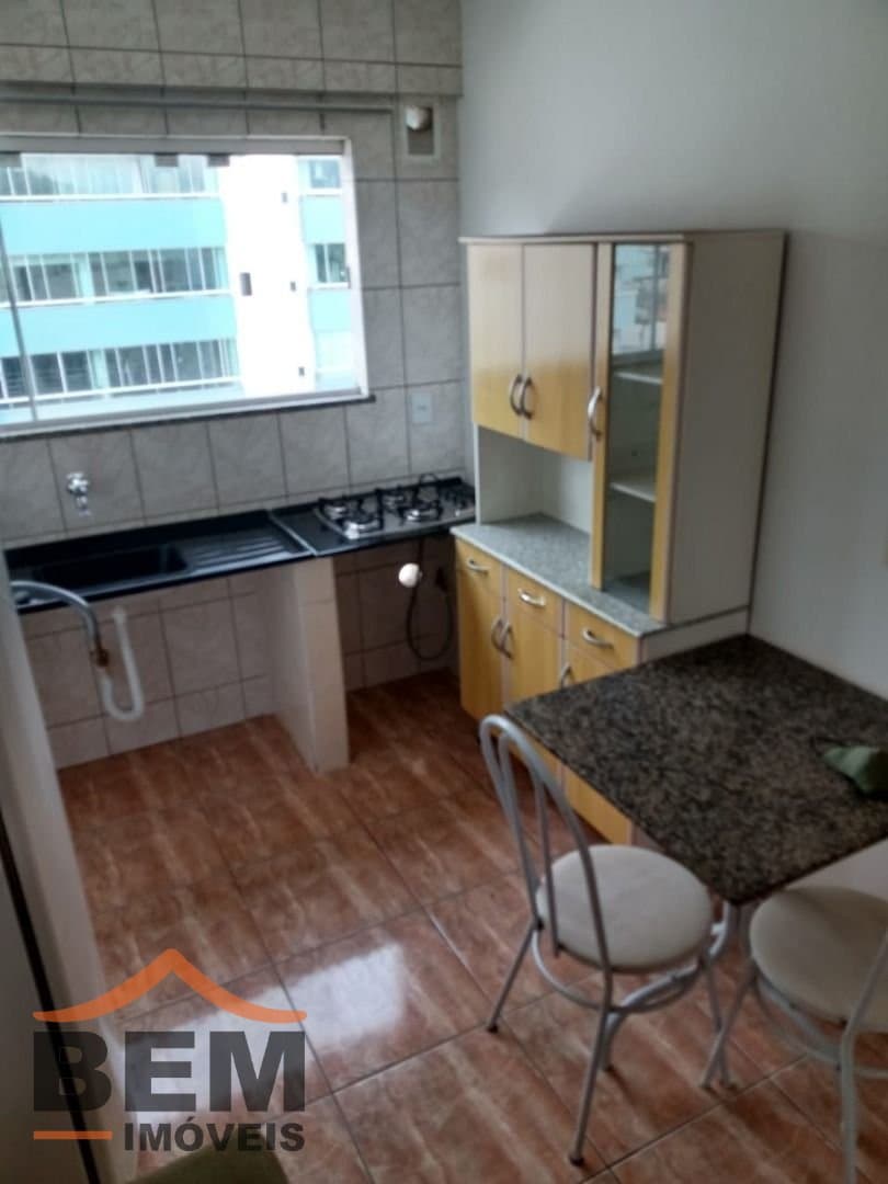 Prédio Comercial para Venda com 168m² no bairro Nações, em Balneário Camboriú