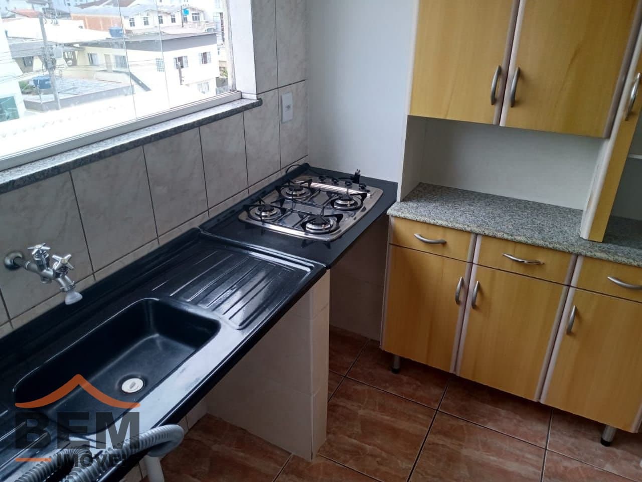 Prédio Comercial para Venda com 168m² no bairro Nações, em Balneário Camboriú