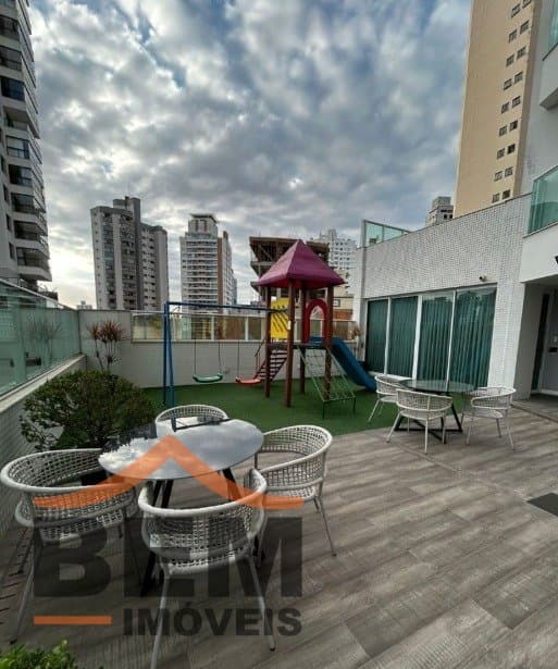 Apartamento para Venda com 2 quartos e 70m² no bairro Centro, em Itajaí