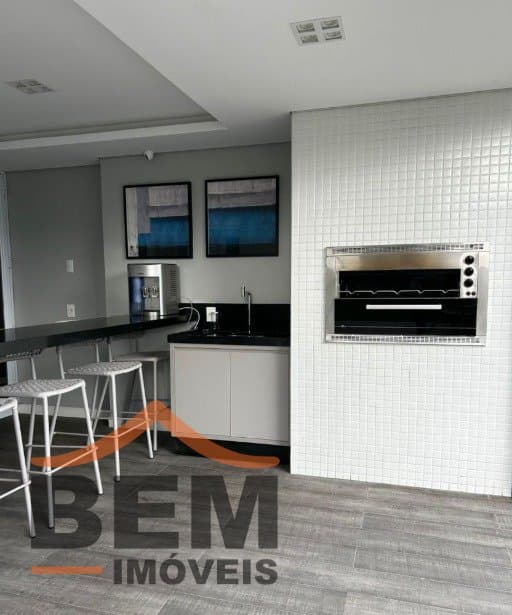Apartamento para Venda com 2 quartos e 70m² no bairro Centro, em Itajaí