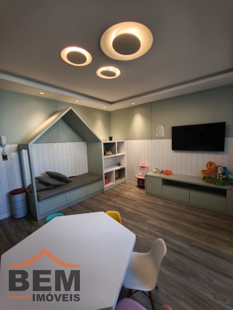 Apartamento para Venda com 2 quartos e 70m² no bairro Centro, em Itajaí