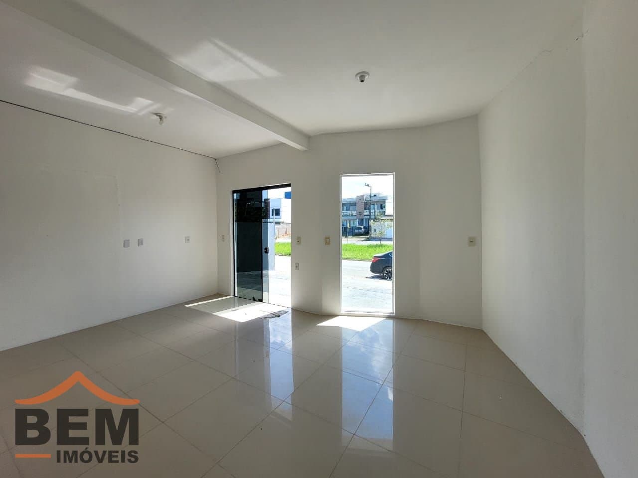 Salas/Conjuntos para Locação com 60m² no bairro Santa Regina, em Itajaí
