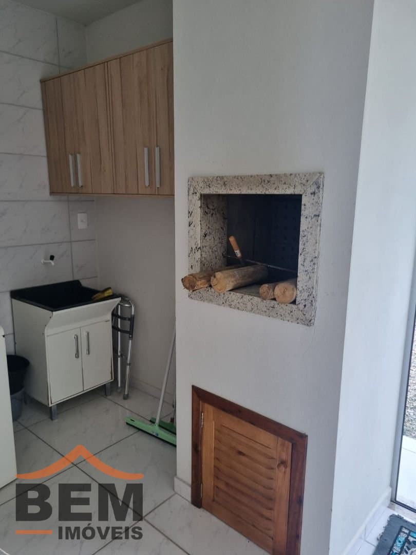 Casa para Venda com 2 quartos e 75m² no bairro Santa Regina, em Itajaí