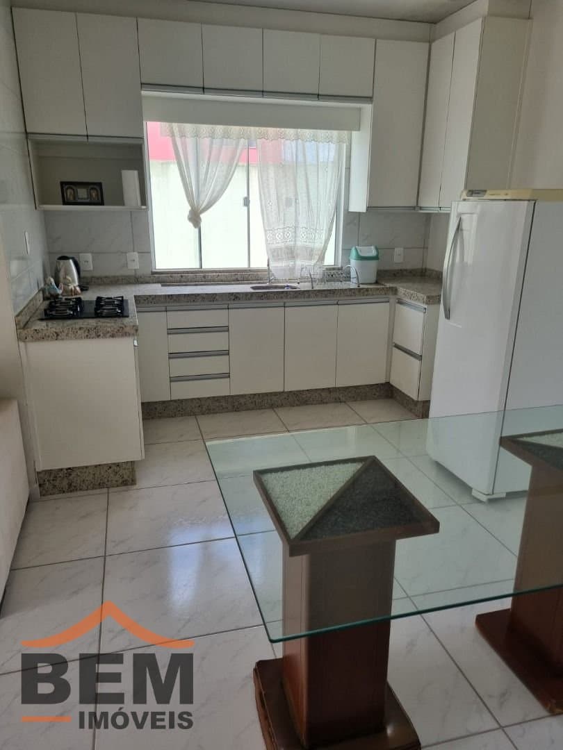 Casa para Venda com 2 quartos e 75m² no bairro Santa Regina, em Itajaí