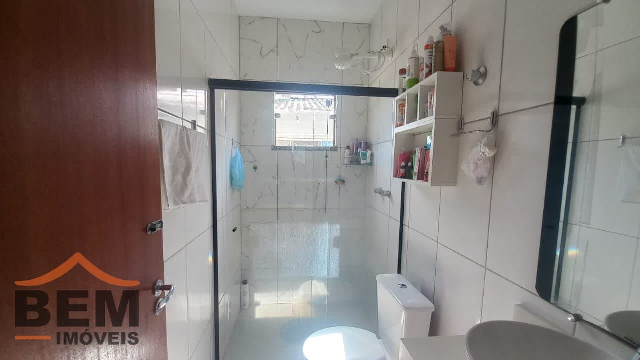 Casa para Venda com 2 quartos e 54m² no bairro Espinheiros, em Itajaí