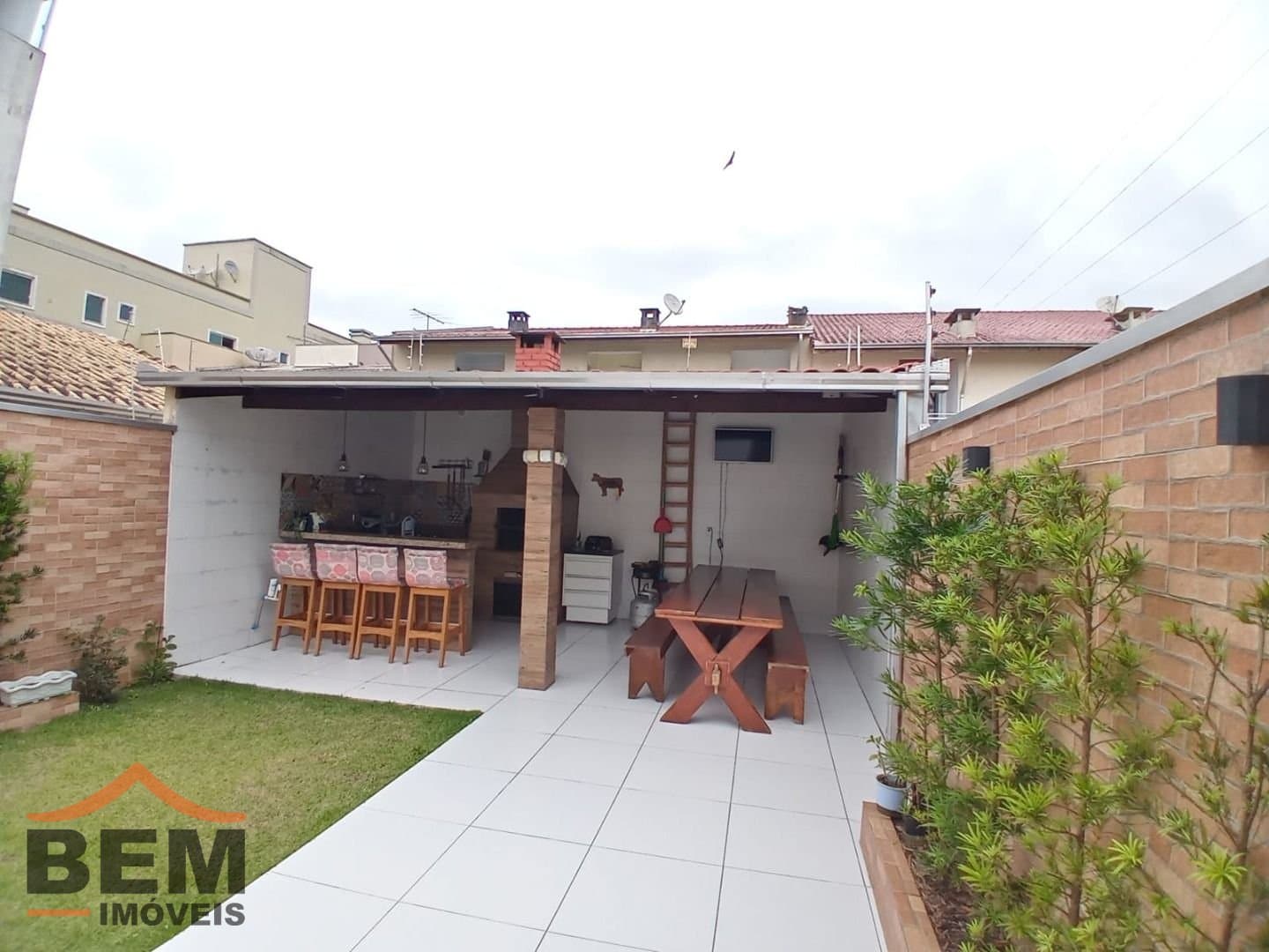 Casa para Venda com 3 quartos e 149m² no bairro Centro, em Camboriú
