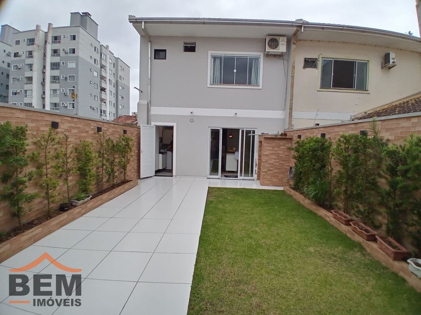 Casa para Venda com 3 quartos e 149m² no bairro Centro, em Camboriú