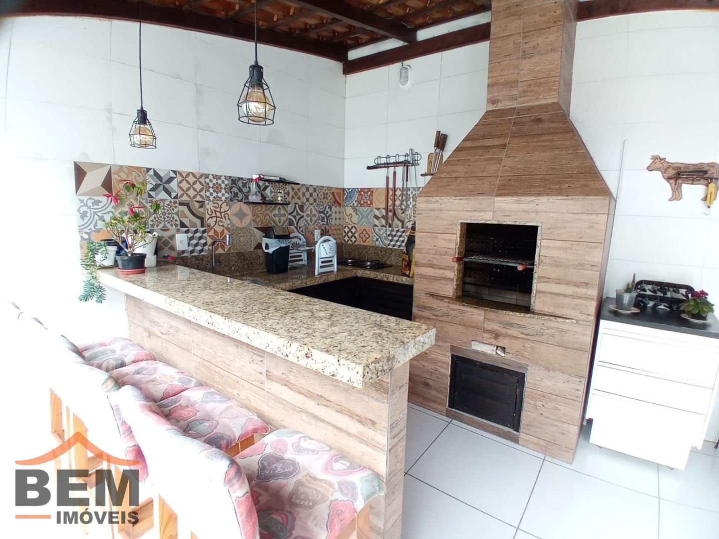 Casa para Venda com 3 quartos e 149m² no bairro Centro, em Camboriú