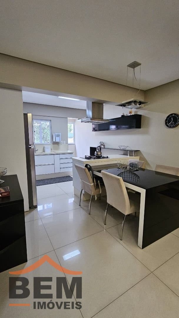 Apartamento para Venda com 2 quartos e 115m² no bairro Centro, em Balneário Camboriú